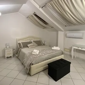 Pino Center~600 Mt Duomo Ct , Catania Italy